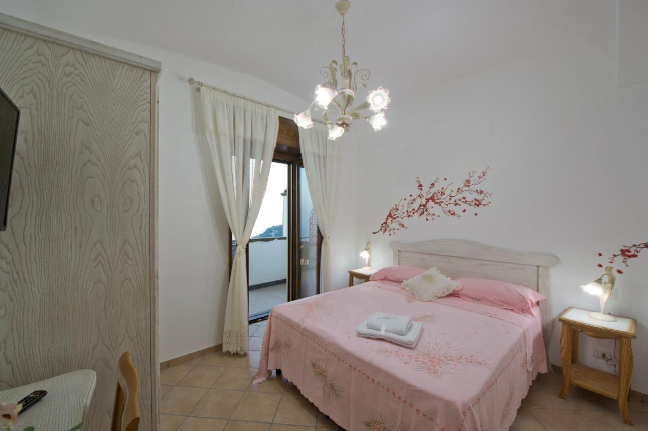 アジェーロラ Il Casale Del Generale Bed & Breakfast エクステリア 写真