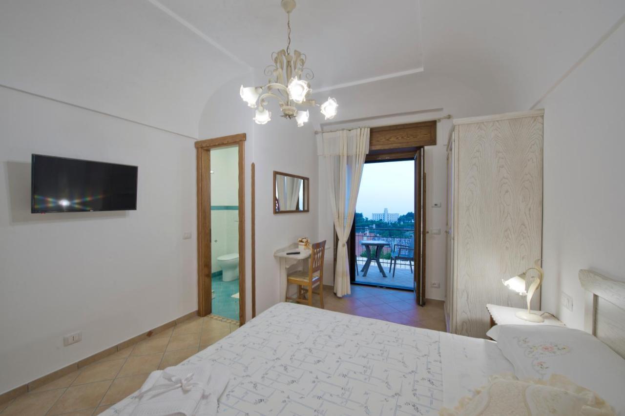 アジェーロラ Il Casale Del Generale Bed & Breakfast エクステリア 写真
