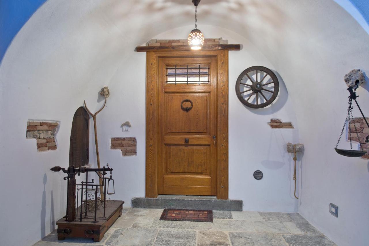 アジェーロラ Il Casale Del Generale Bed & Breakfast エクステリア 写真
